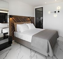 Assano Sea Front Luxury