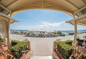 Assano Sea Front Luxury