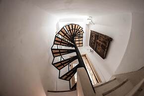 White Riad Apartment