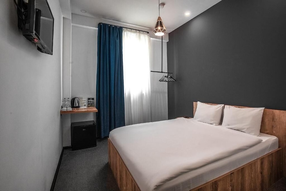 Timber Boutique Hotel