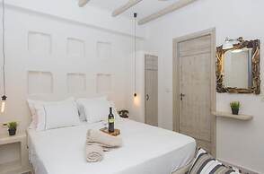 Ampelos Suites