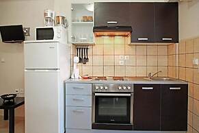 Dionysos Apartments