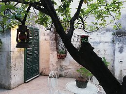 Agorà Suites & Apartments