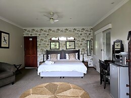 Birds of paradise B&B