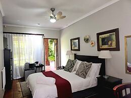 Birds of paradise B&B