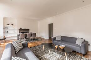 Eson2 - Charming 3 Bedroom Flat in Chelsea