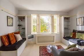 Eson2 - The Holland Park Hideaway