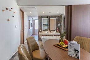 Radisson Blu Hotel, Larnaca