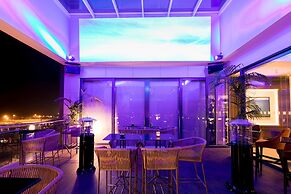 Radisson Blu Hotel, Larnaca