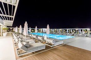 Radisson Blu Hotel, Larnaca