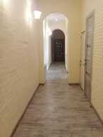 Breadberry Hotel
