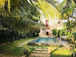 Sri Beach Bungalows and Villa