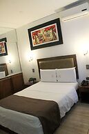 Dmilez Hotel