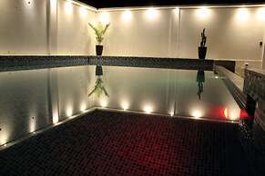 Dmilez Hotel