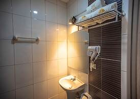Dmilez Hotel
