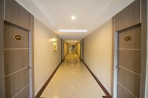 Jumbo House