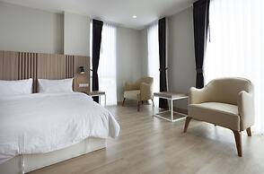 Easy Hotel 2