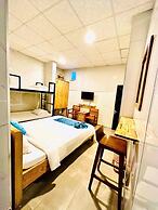 Shark Hotel - Hostel
