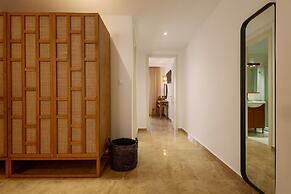 Ariadne Hotel