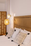 Ariadne Hotel