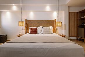 Ariadne Hotel