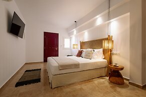 Ariadne Hotel