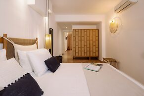 Ariadne Hotel