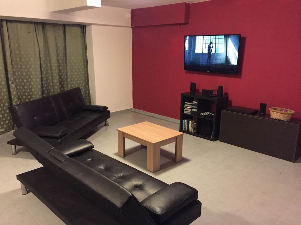 Alexanika Apartments