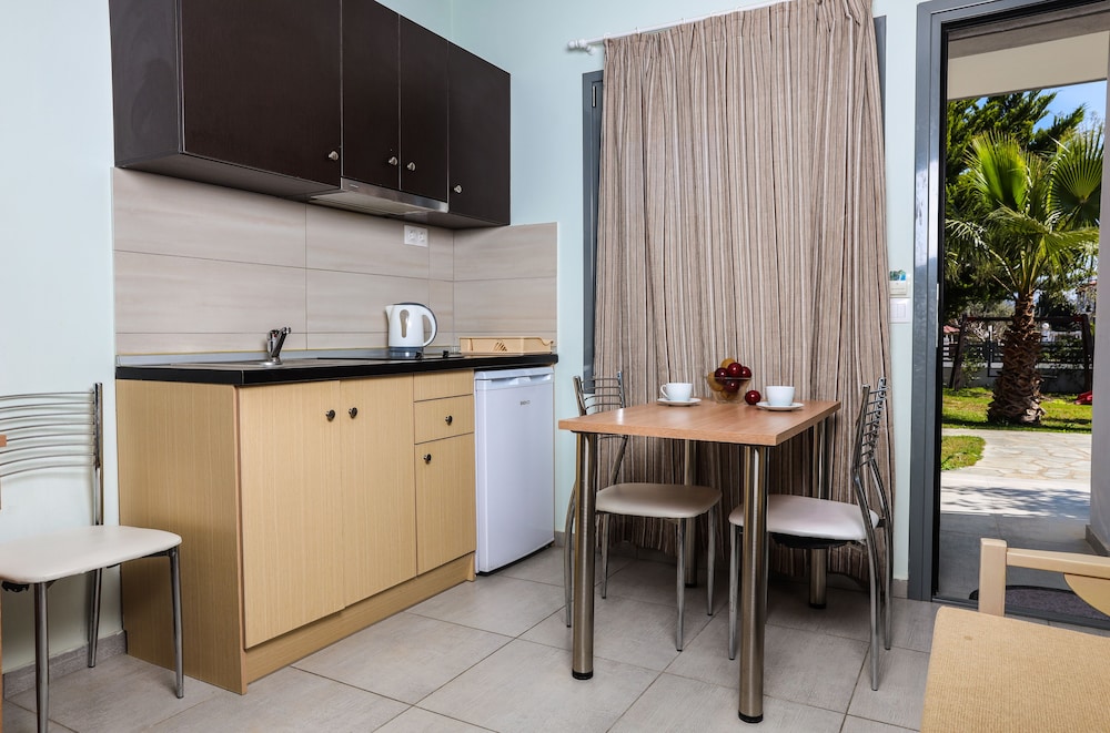 Alexanika Apartments