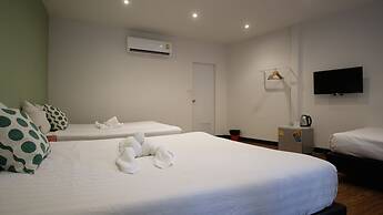 Resort V - MRT Huai Khwang