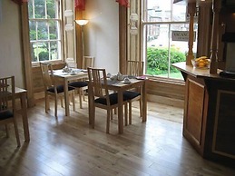 Dumfries Villa