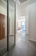 Estate Center Rooms Ilumino