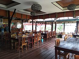 The Sunshine Resort