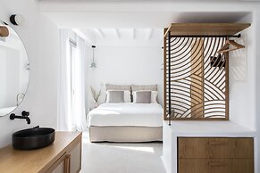 Adorno Beach Hotel & Suites