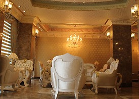 Royal Mersin Hotel