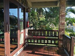 Mark House Bungalow
