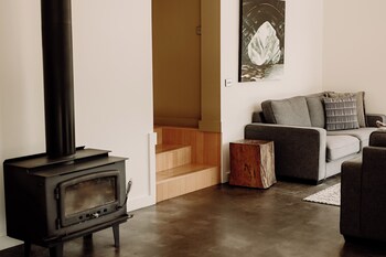 Aplite House