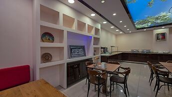 Konuk Hotel