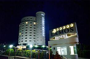 Lamos Hotel