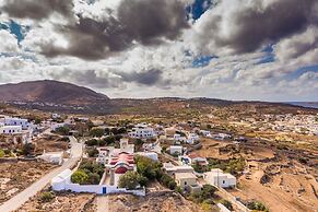 Theoxenia Suites & Apartments