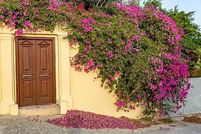 Theoxenia Suites & Apartments