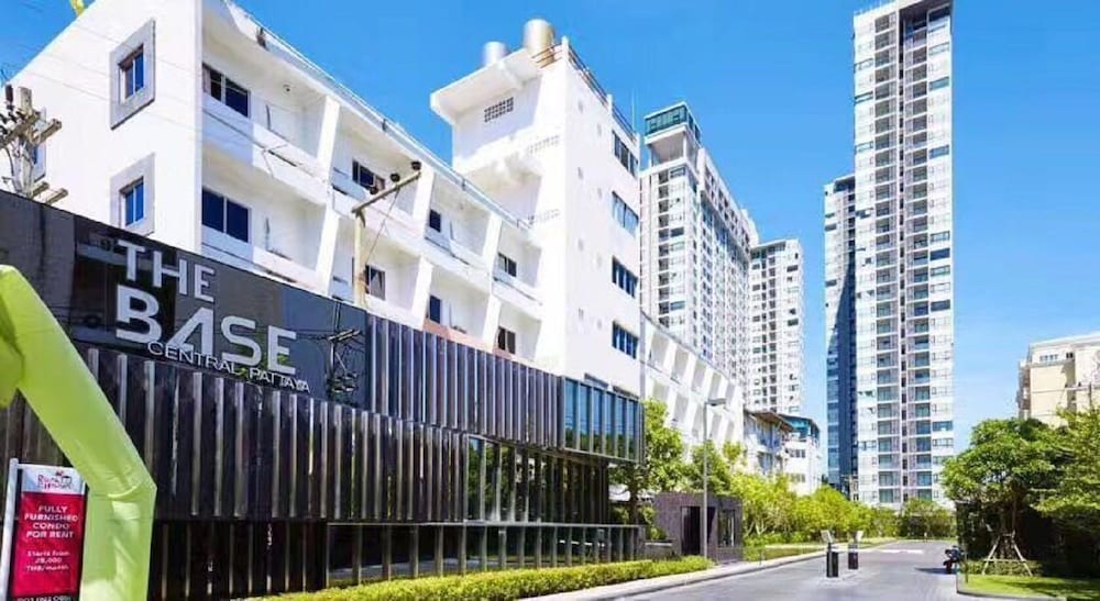 The Base Central Pattaya  Sea View