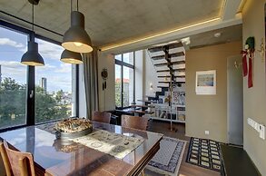 Loft 66&65 Panoramic View