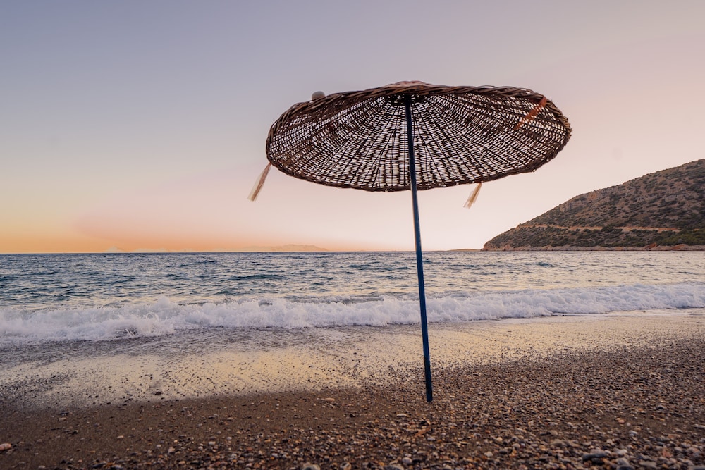 Karia Apart