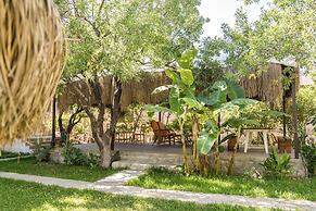 Karia Apart