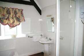 Plas Coch Hotel