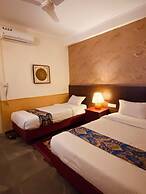 Three Jewels Boutique Hotel