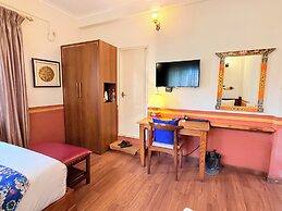 Three Jewels Boutique Hotel