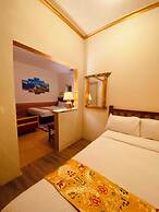 Three Jewels Boutique Hotel