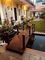Three Jewels Boutique Hotel
